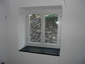 Properties for sale in Italy, on the Italian Rivieras, in the Italian Lakes and Tuscany.